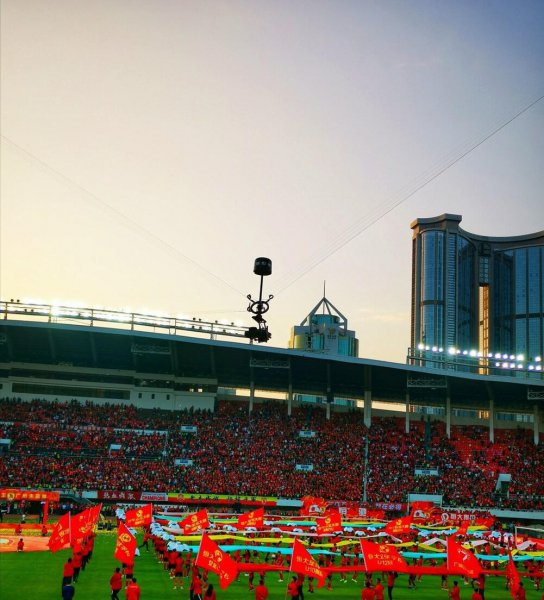 现代足球运动起源于哪个国家