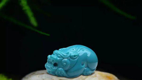 女人佩戴绿松石的好处