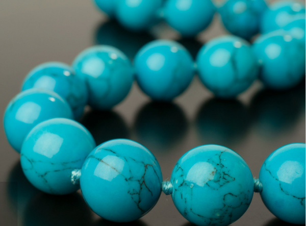 女人佩戴绿松石的好处