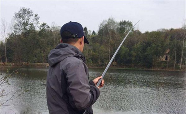 冬季专钓大鲫鱼偏方