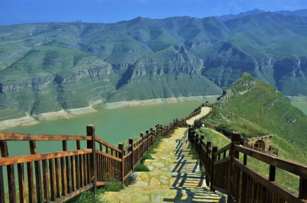 黄河水为什么是黄的原因