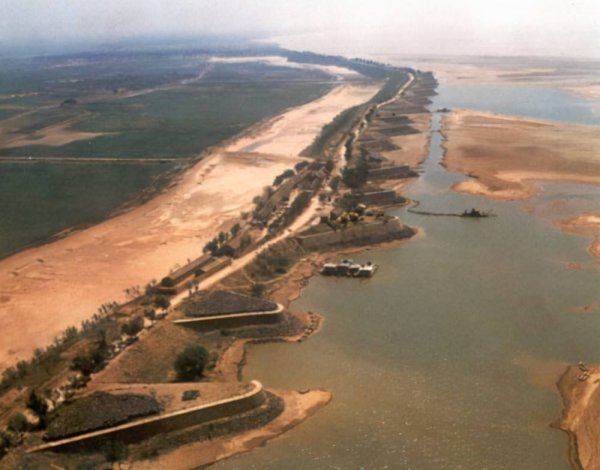 黄河水为什么是黄的原因