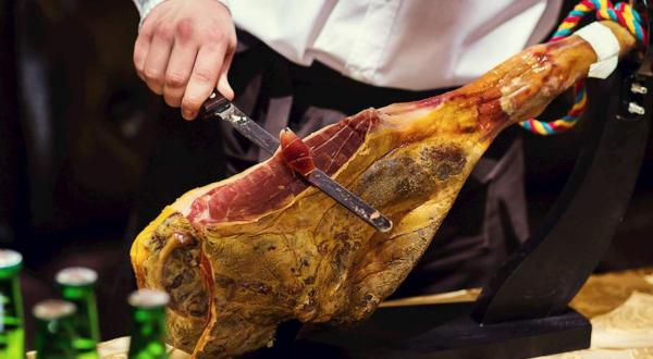 西班牙火腿是什么动物的腿