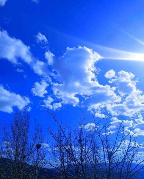 古人赞美蓝天白云的诗句