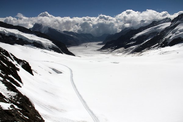 少女峰的地理位置和特点