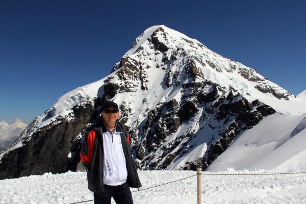 少女峰的地理位置和特点