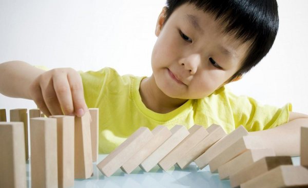 小孩托班几岁可以上