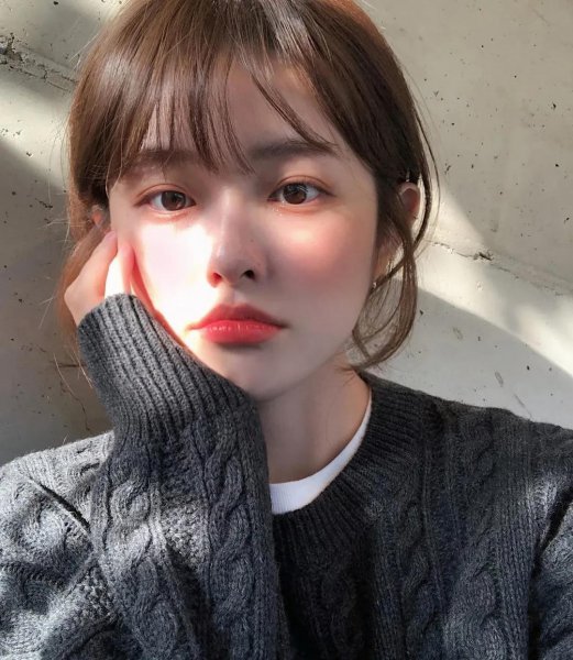 怎样自拍照好看又上镜照片