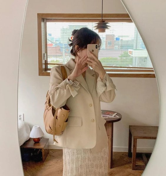 怎样自拍照好看又上镜照片