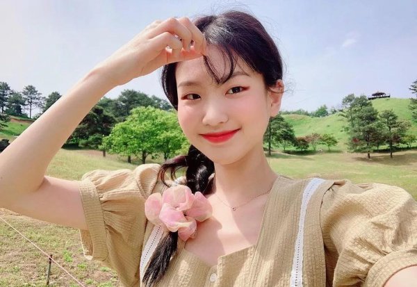 怎样自拍照好看又上镜照片