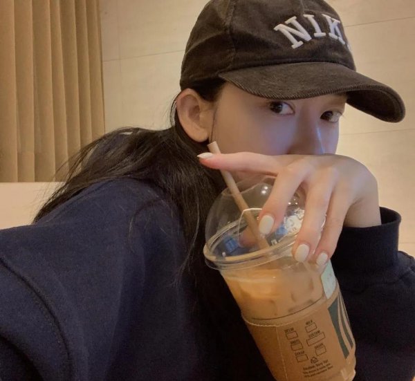 怎样自拍照好看又上镜照片