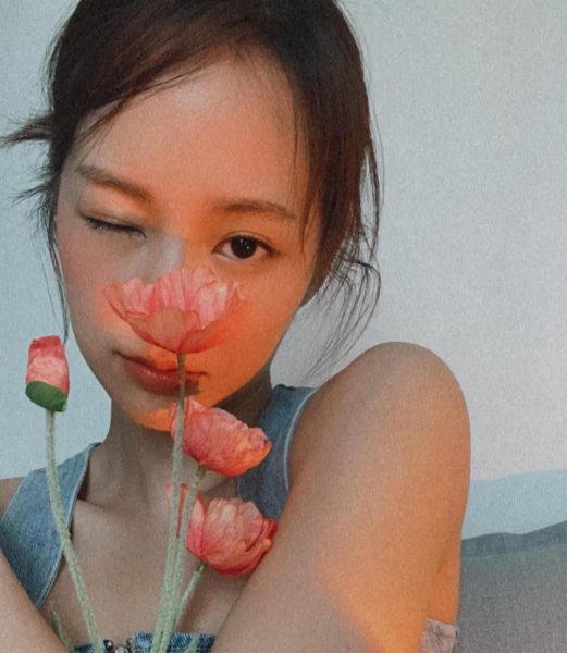 怎样自拍照好看又上镜照片