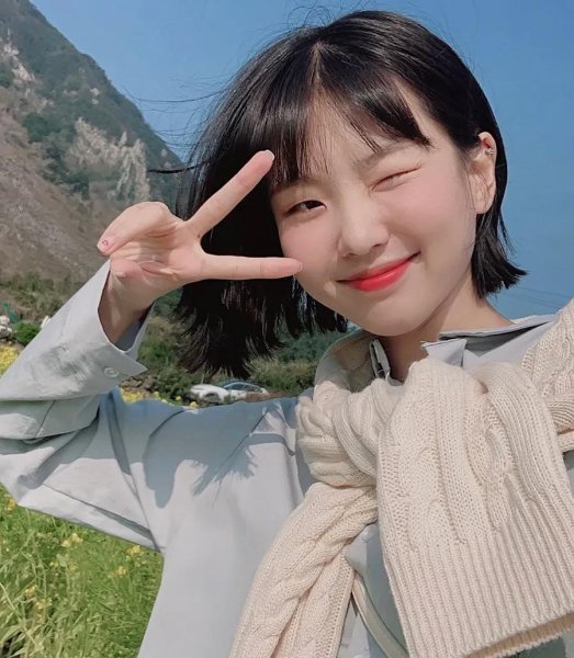 怎样自拍照好看又上镜照片