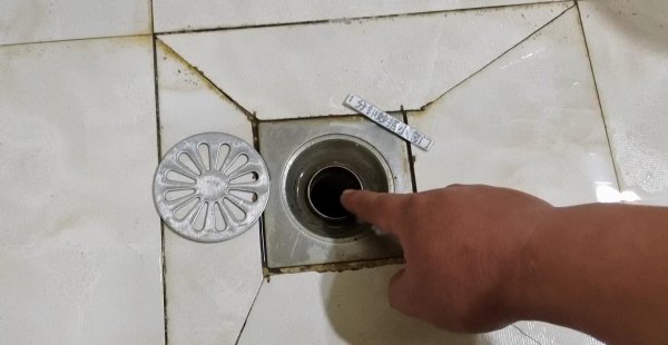 厕所下水道反味特别严重怎么办