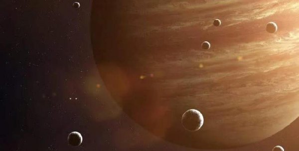 行星中卫星最多的是哪颗星