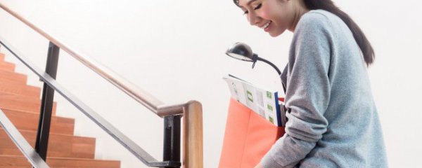 楼梯转角摆什么植物好