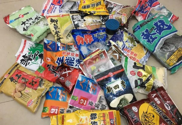 现在钓鱼用什么饵料好