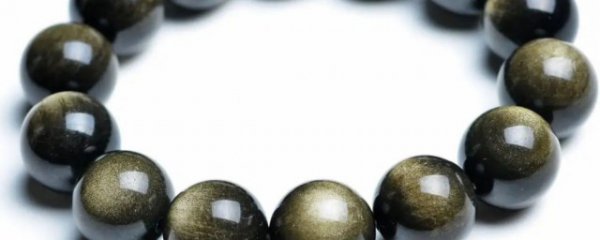 金曜石适合什么生肖人