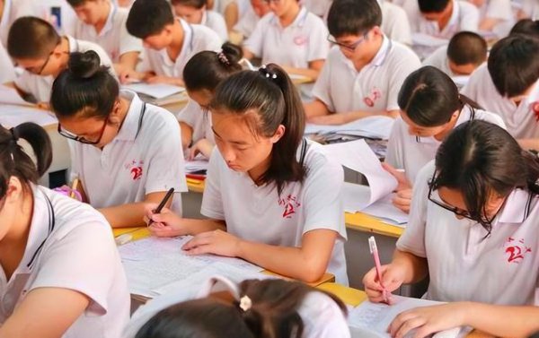 女生应该学什么专业好