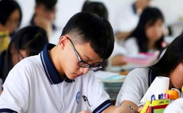 女生应该学什么专业好