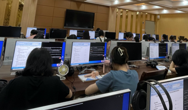 文科生大学可以选什么专业