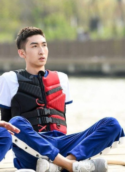 武大靖个人资料简介及优点