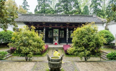 白鹿洞书院在哪个省哪个市 位于江西九江庐山五老峰南麓