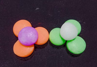 放有樟脑丸房间能睡人吗 樟脑丸放在衣柜里对人有害吗