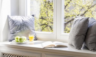 洗窗纱妙招 家里脏兮兮的纱窗如何清洗干净