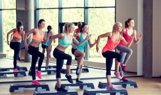 新手怎样才能练好弹跳呢 如何练习好弹跳的方法