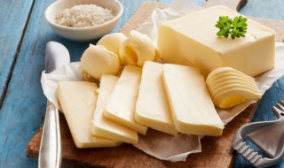 狗狗吃多了黄油会怎样 狗狗吃多了黄油有哪些危害