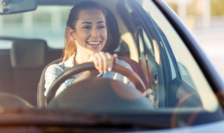 冬季自动挡汽车起步方法 自动挡汽车冬天如何启动