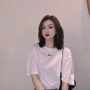 短发留长发的过渡期怎么弄 短发尴尬期的头发怎么扎好看