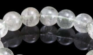 运势好戴什么水晶手串 戴哪种水晶手串旺运势