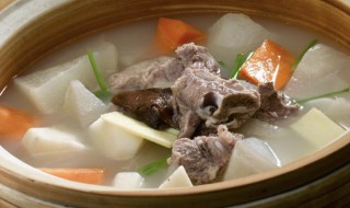 鸭肉最佳搭配炖汤 鸭肉和哪些东西炖汤是最佳搭配