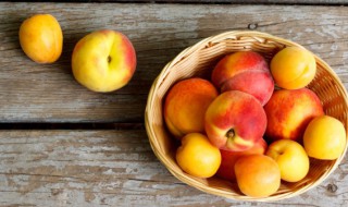 早上空腹吃桃子好吗 早上空腹吃桃子好不好