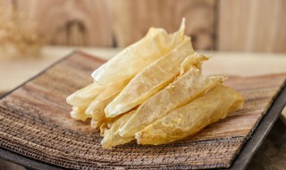 鱼胶不能和什么一起吃 吃鱼胶时不能吃什么