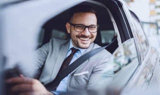 春天车窗起雾解决方法 春天车窗起雾怎么办