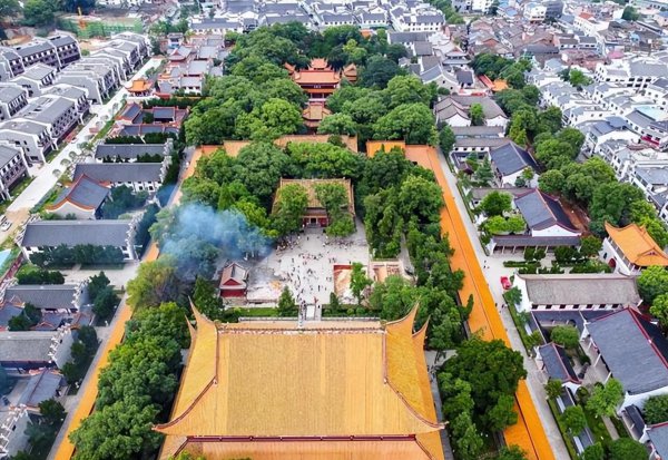 张家界附近旅游景点推荐