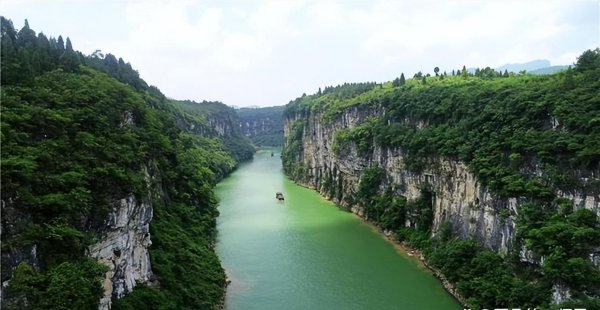 张家界附近旅游景点推荐