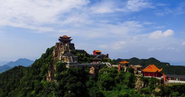 张家界附近旅游景点推荐