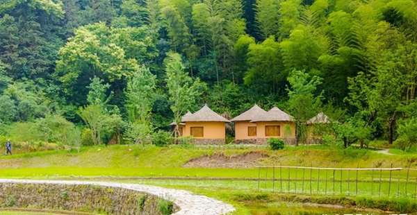 张家界附近旅游景点推荐