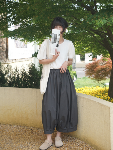 灯笼裤配什么上衣好看