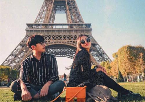 女生哭男生什么反应才是喜欢的意思