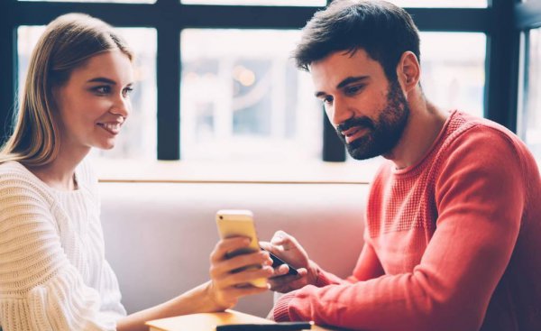 女孩主动要东西说明了什么