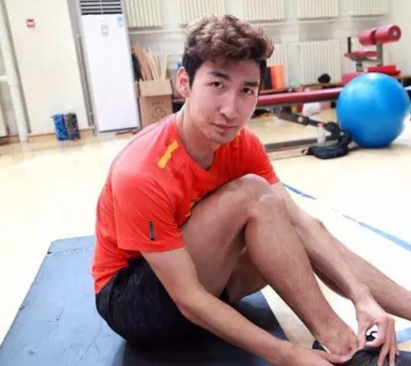 滑冰运动员武大靖简历介绍