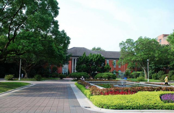 台湾大学占地面积多少平方米