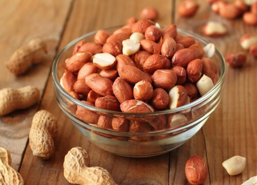 花生亩产量一般多少斤