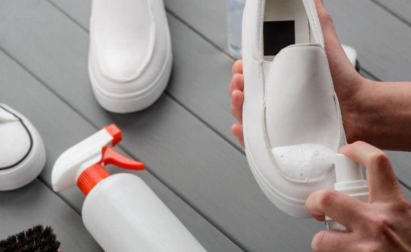 刷鞋子的正确方法