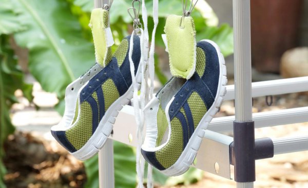 刷鞋子的正确方法